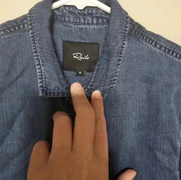 Rails Madelyn Dark Vintage Denim Top Chambray Women's Size Small Long Sleeve - Picture 6 of 8